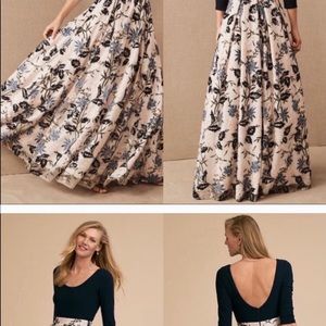 Size 8 Beautiful never worn!